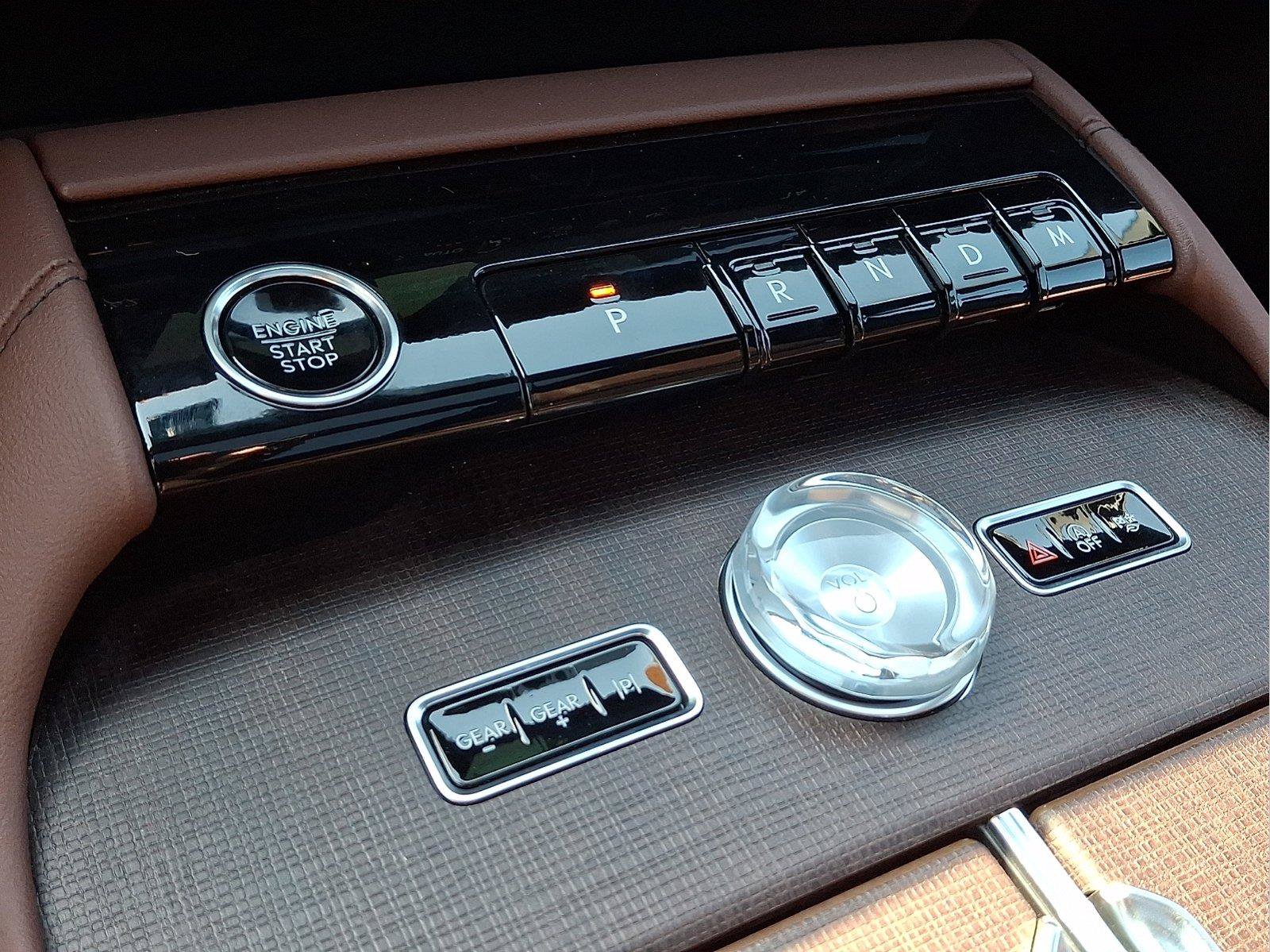 New 2026 Lincoln Navigator L Reserve AWD/4WD image 12