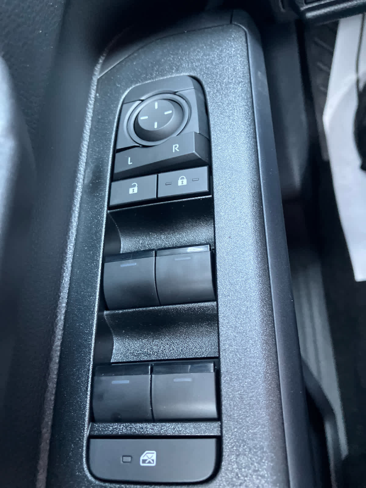 Used 2026 Toyota 4Runner SR5 image 11