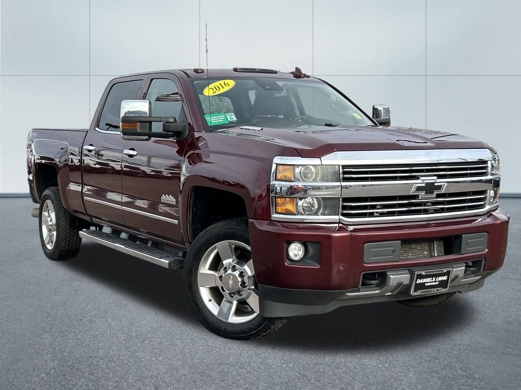 Used 2016 Chevrolet Silverado 2500 High Country w/ Duramax Plus Package image 6