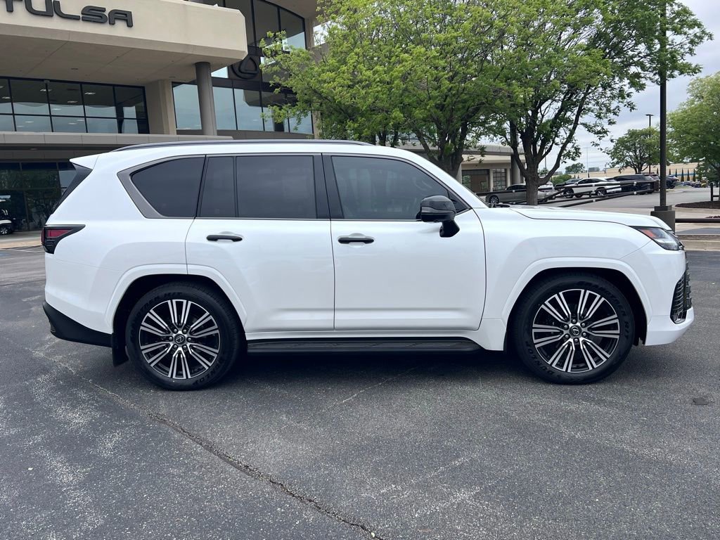New 2026 Lexus LX 600 4WD w/ Luxury Package image 2
