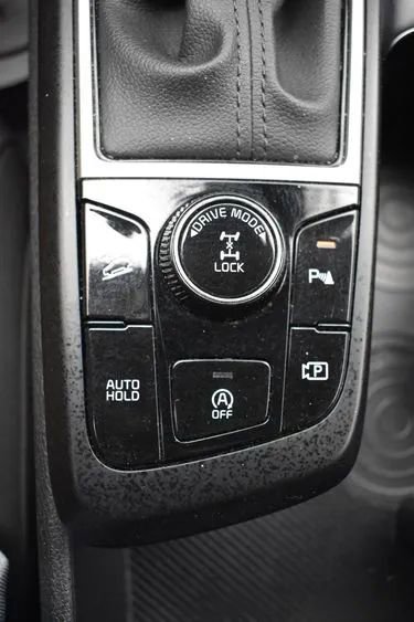 Used 2025 Kia Sportage LX image 33