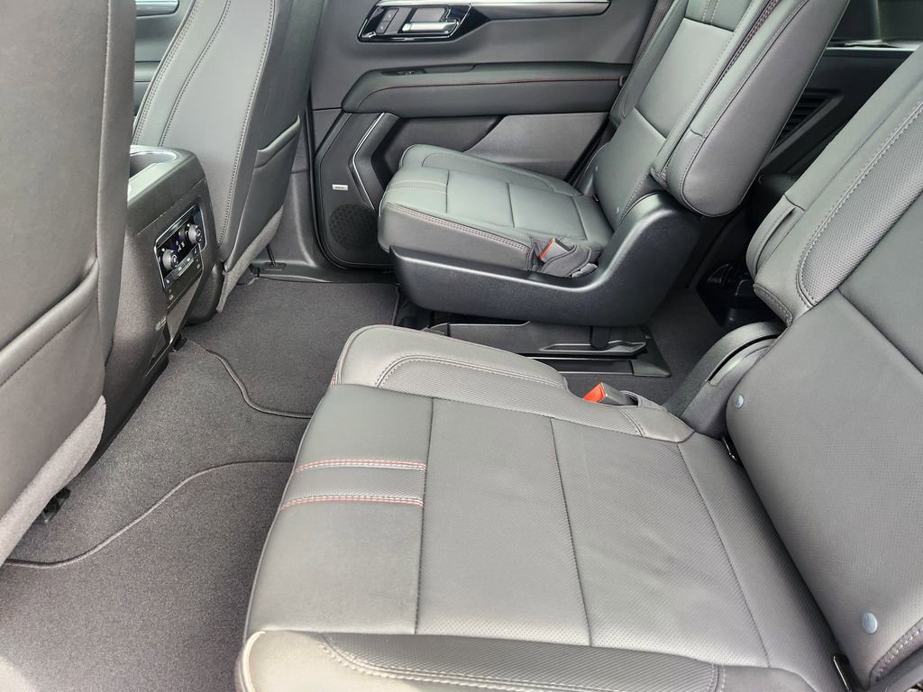 New 2026 Chevrolet Tahoe RST image 30