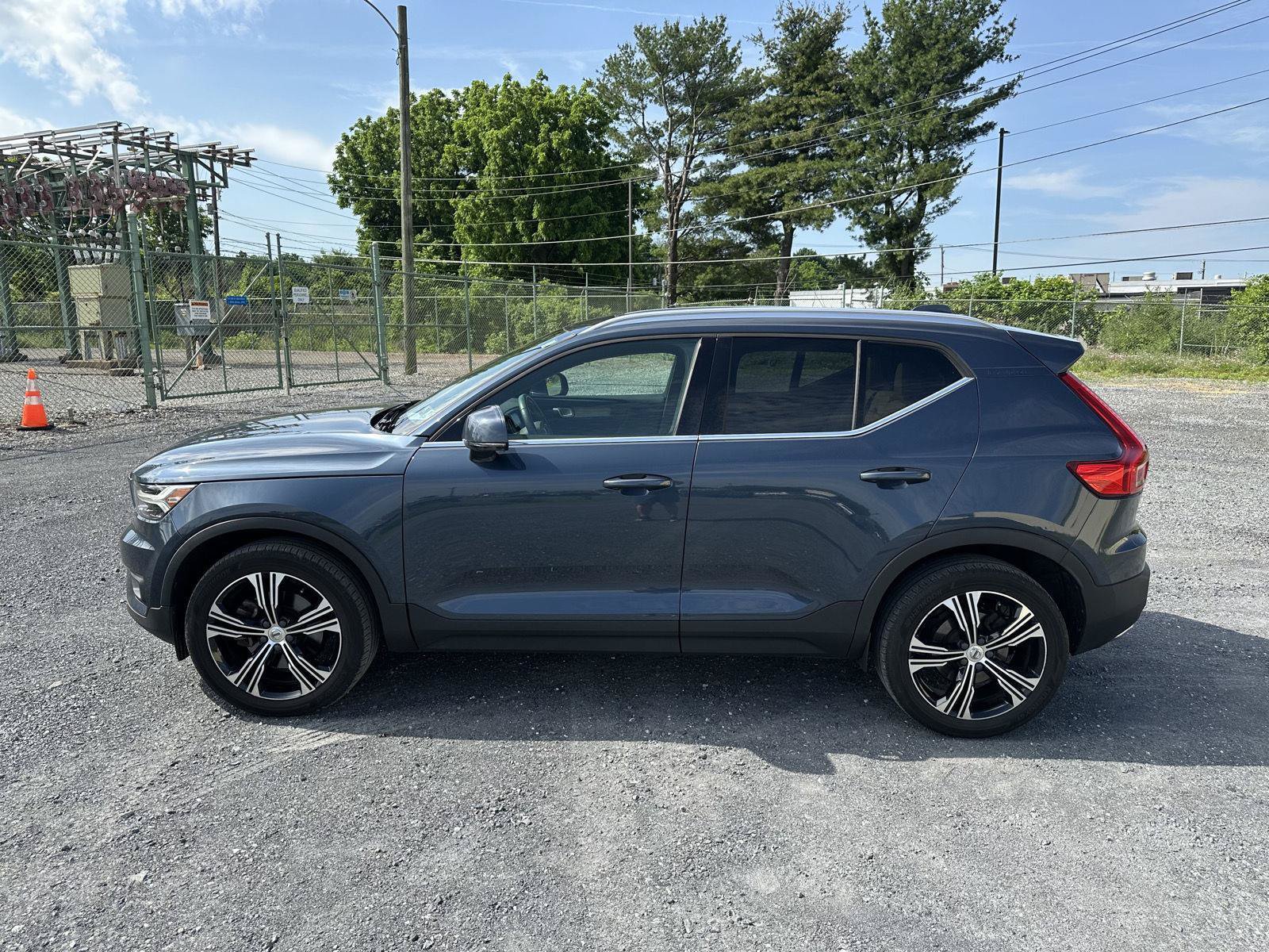 Used 2020 Volvo XC40 T5 Inscription w/ Protection Package AWD/4WD image 5
