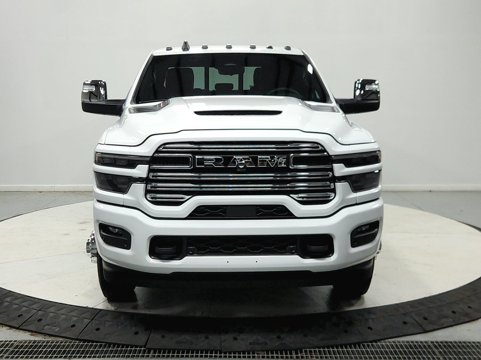 New 2026 RAM 3500 Laramie w/ Sport Appearance Package AWD/4WD image 3