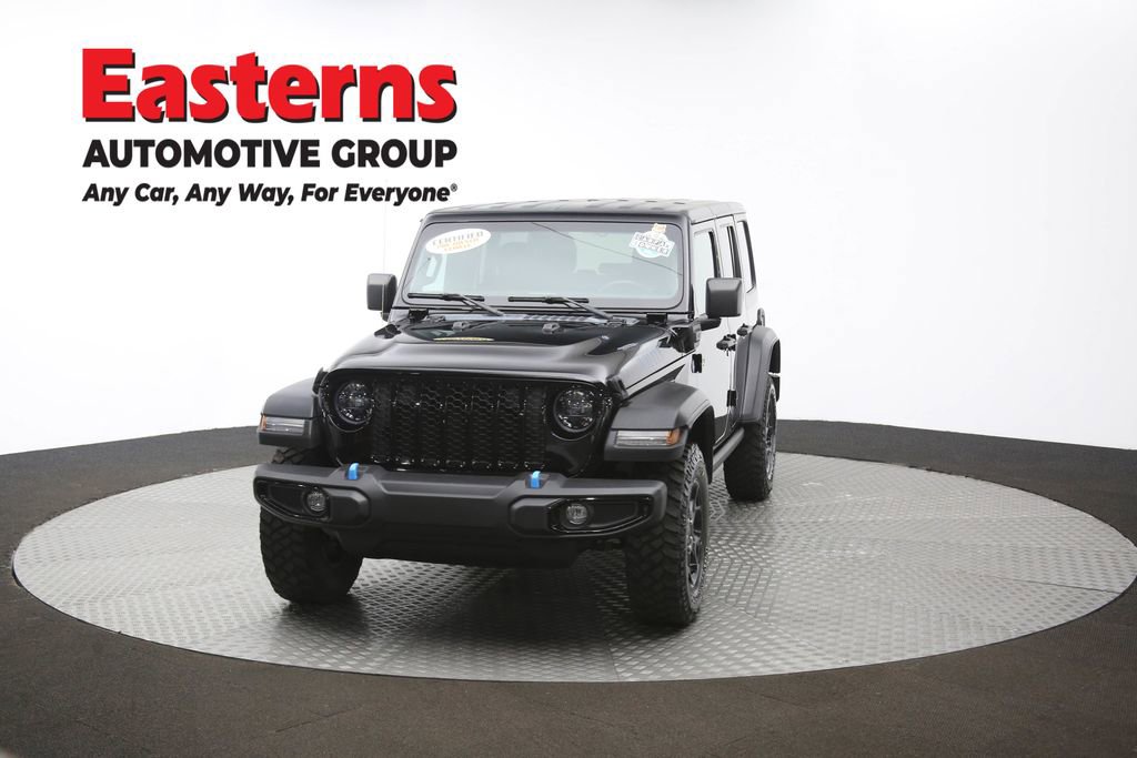 Used 2023 Jeep Wrangler Unlimited w/ Dual Top Group image 59