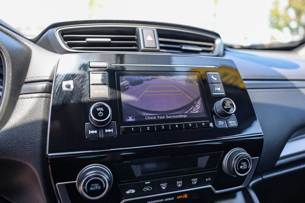 Used 2019 Honda CR-V LX image 14