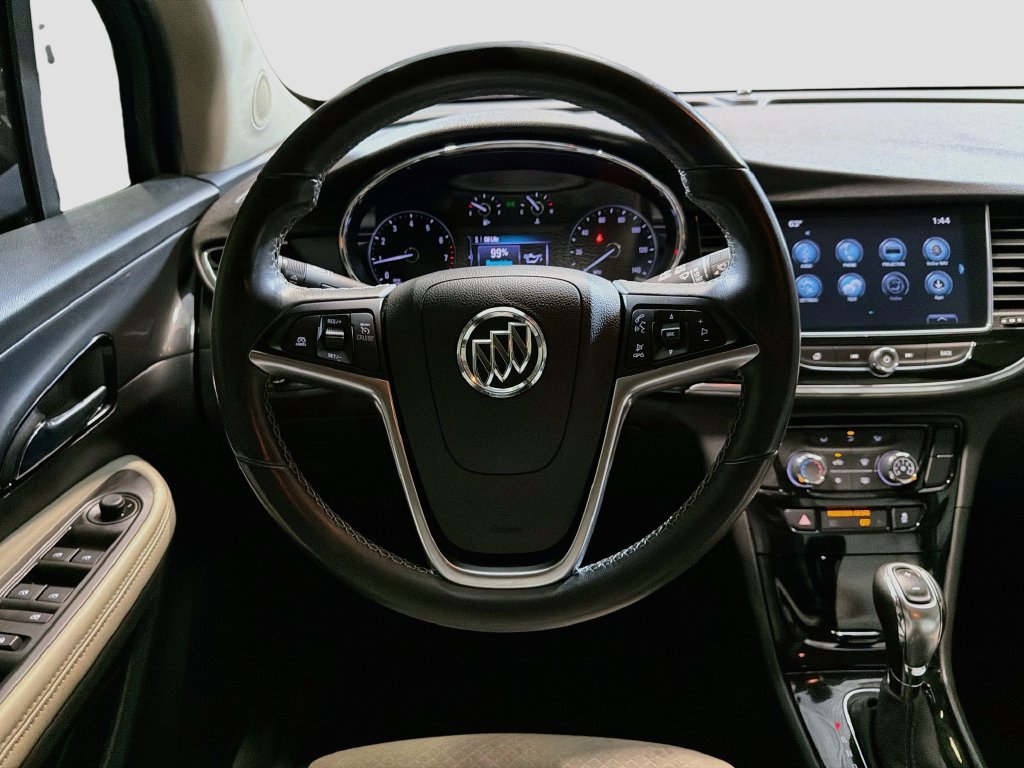 Used 2020 Buick Encore Preferred FWD image 18