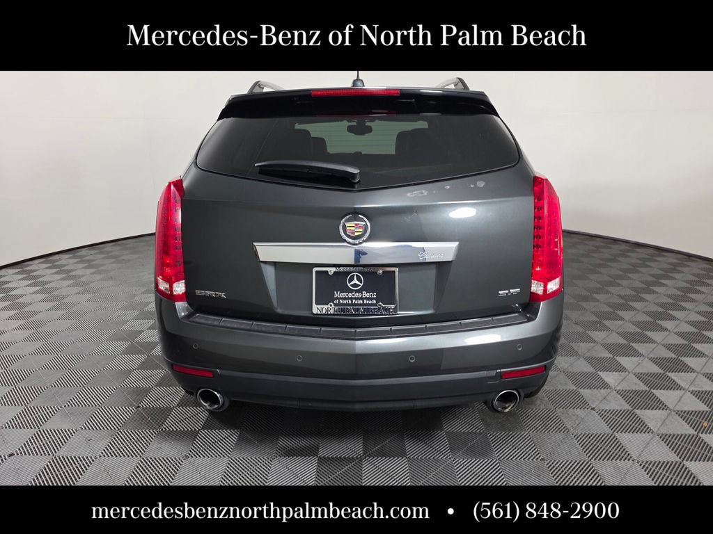 Used 2016 Cadillac SRX Luxury FWD image 4