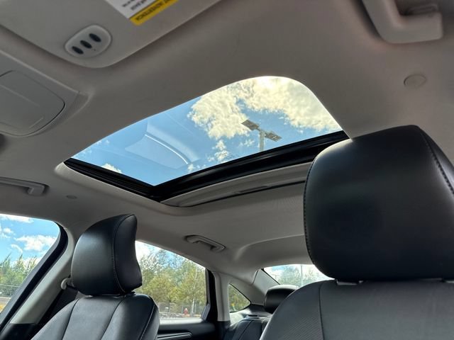 Used 2016 Ford Fusion Energi Titanium FWD image 14