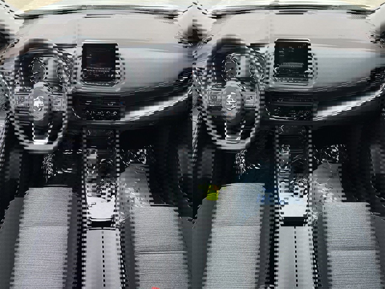 Certified 2023 Nissan Rogue SV image 9