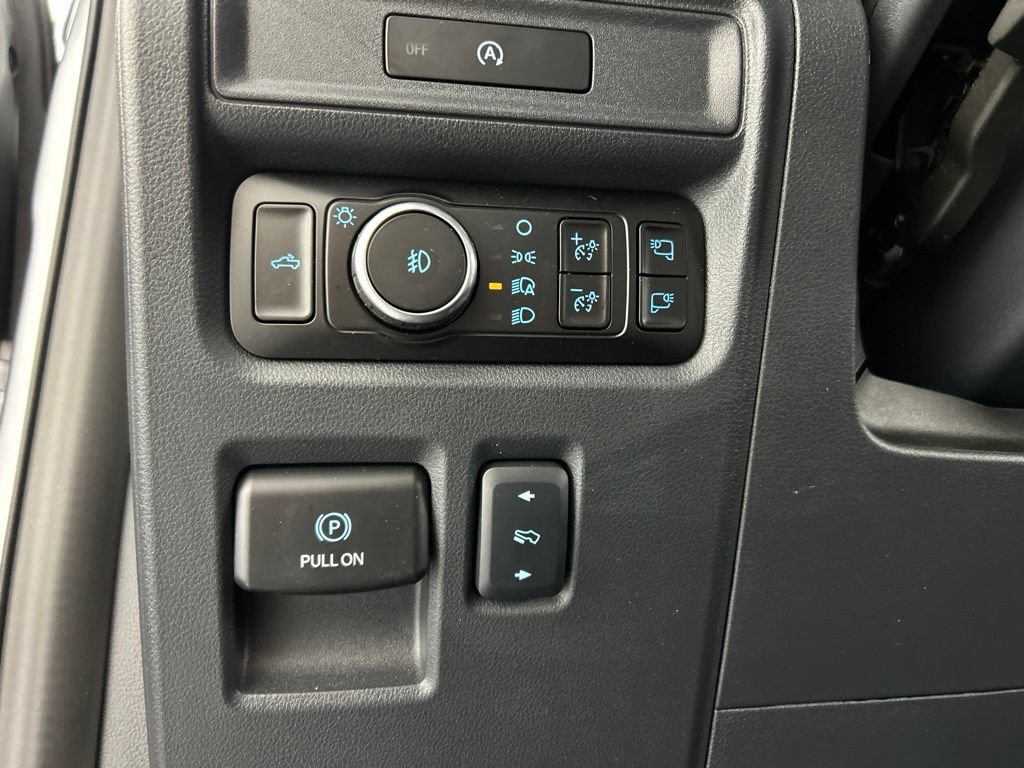 Used 2025 Ford F150 Lariat w/ Equipment Group 502A High AWD/4WD image 13