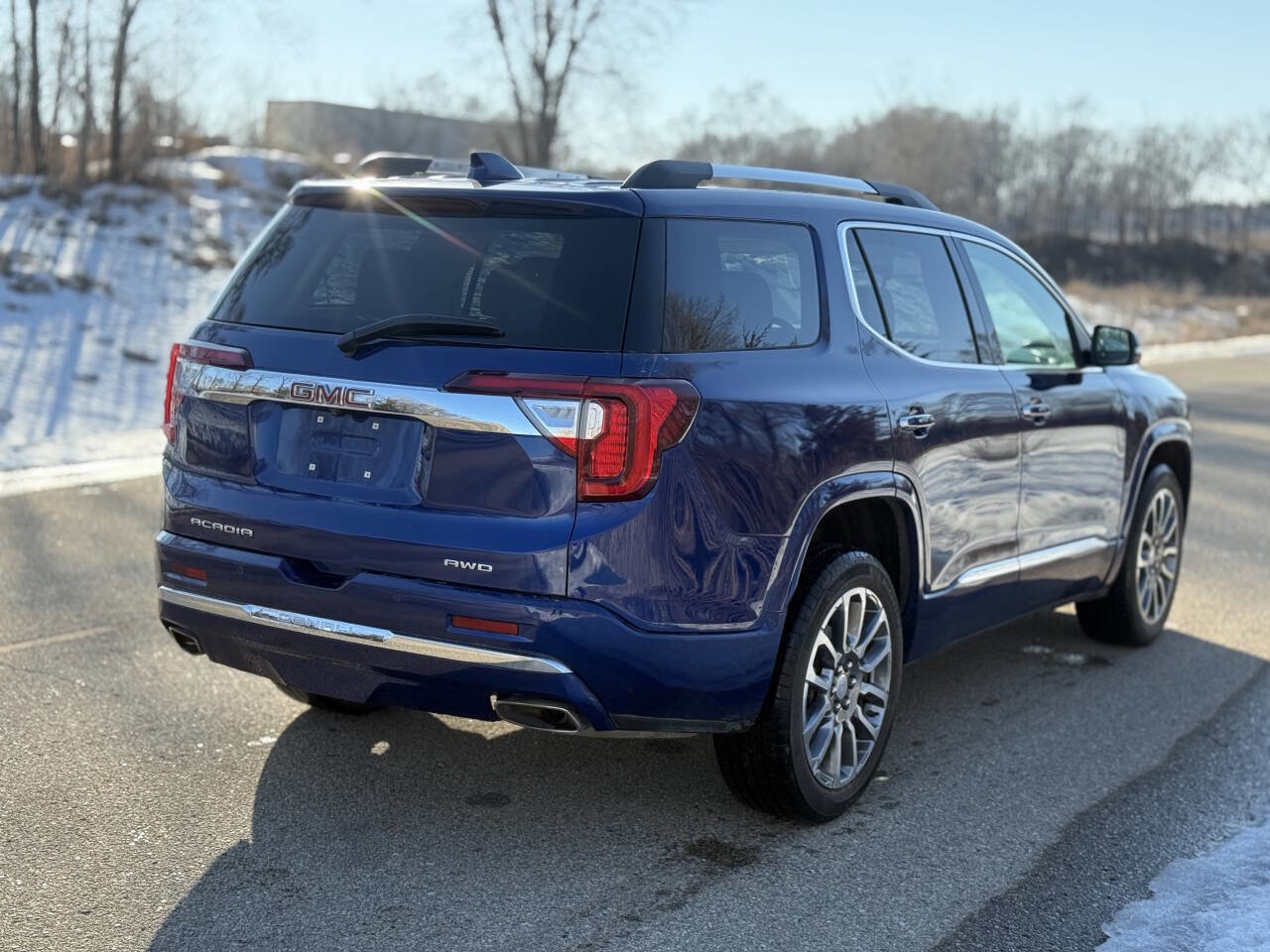 Used 2023 GMC Acadia Denali AWD/4WD image 8