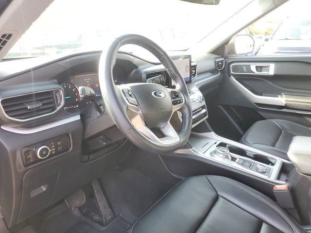 Certified 2023 Ford Explorer XLT w/ Equipment Group 202A AWD/4WD image 15