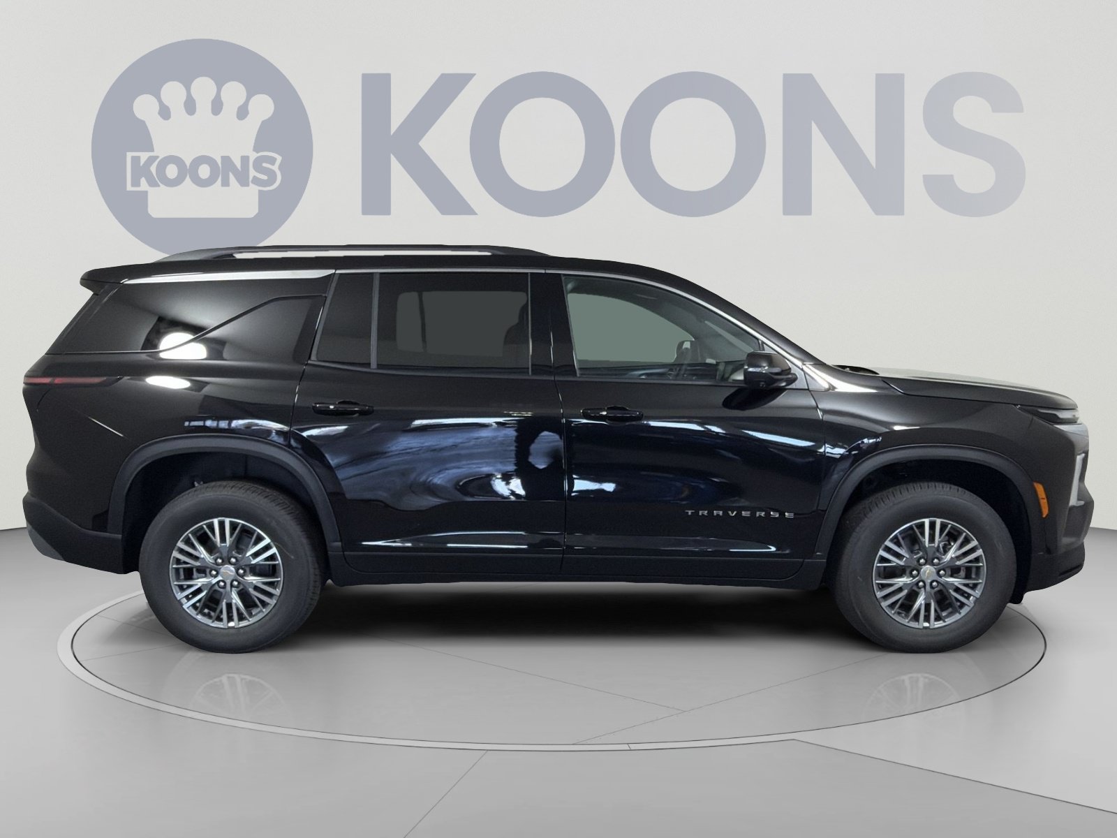 New 2026 Chevrolet Traverse LT w/ Driver Confidence Package FWD image 8