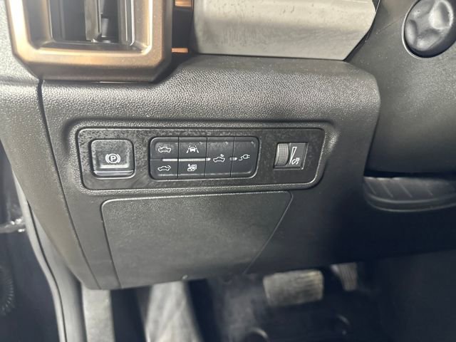 Used 2025 GMC Hummer EV 2X image 17