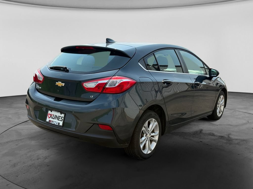 Used 2019 Chevrolet Cruze LT w/ LT True North Edition FWD image 8