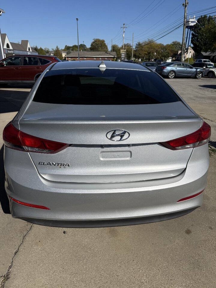 Used 2018 Hyundai Elantra Value Edition FWD image 5