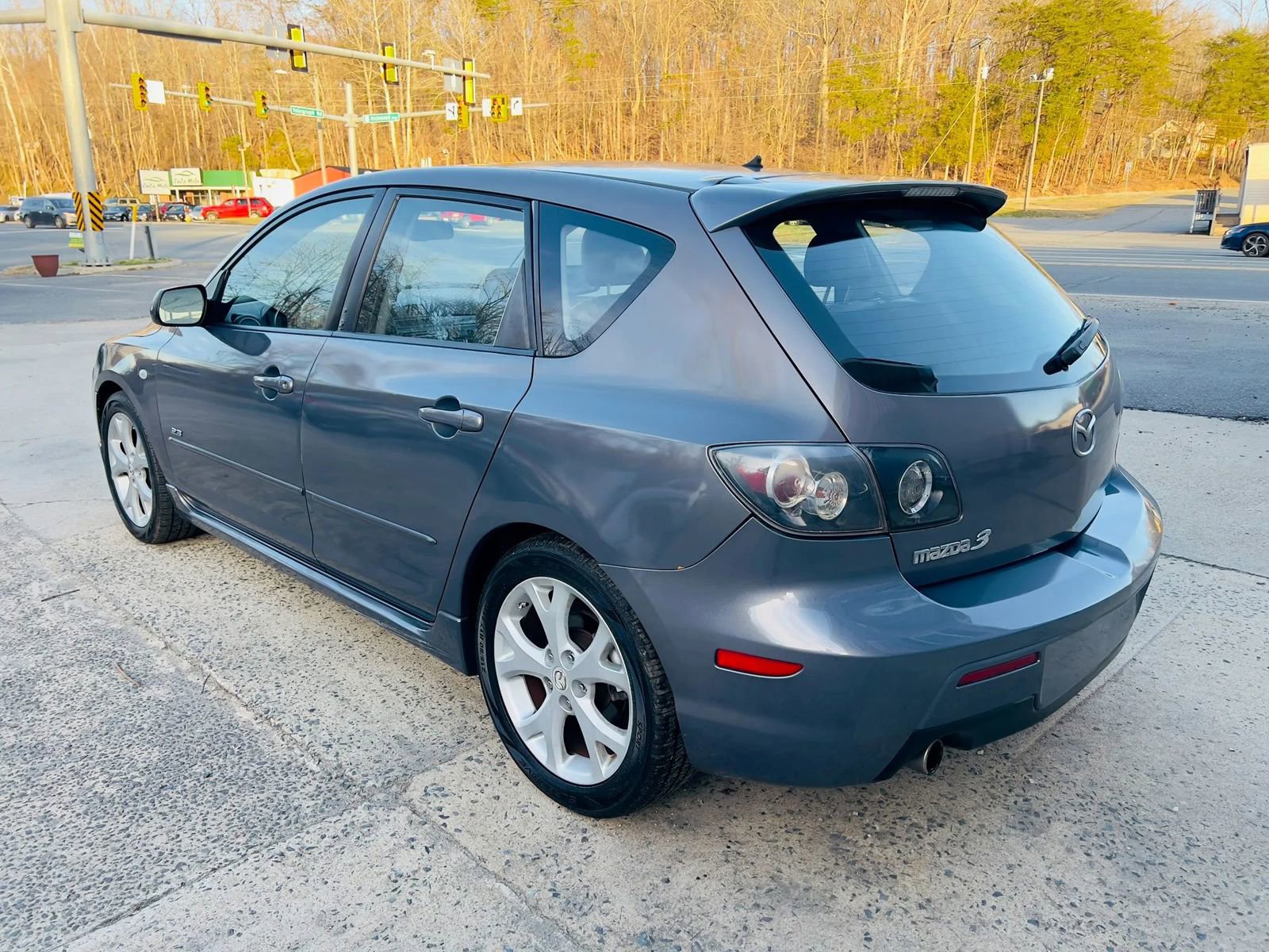 Used 2007 MAZDA MAZDA3 s Touring FWD image 7