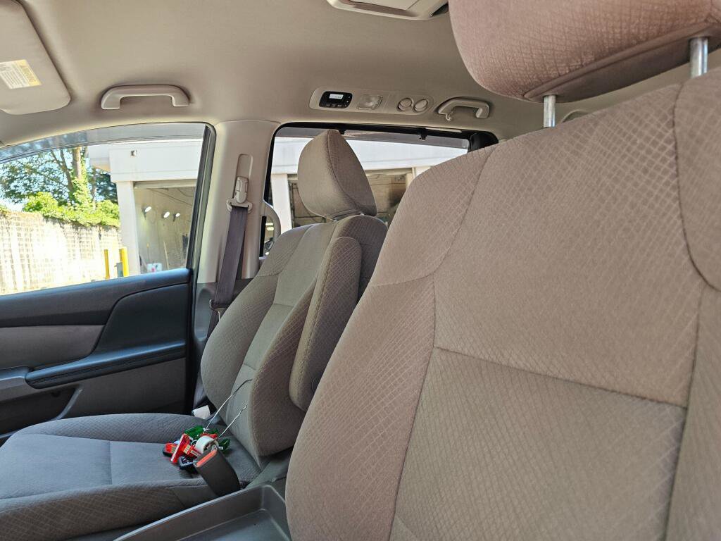 Used 2017 Honda Odyssey SE image 23