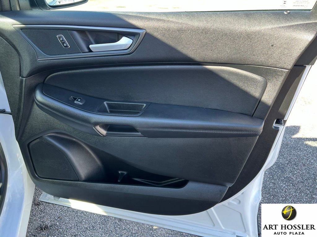 Used 2024 Ford Edge SE image 11
