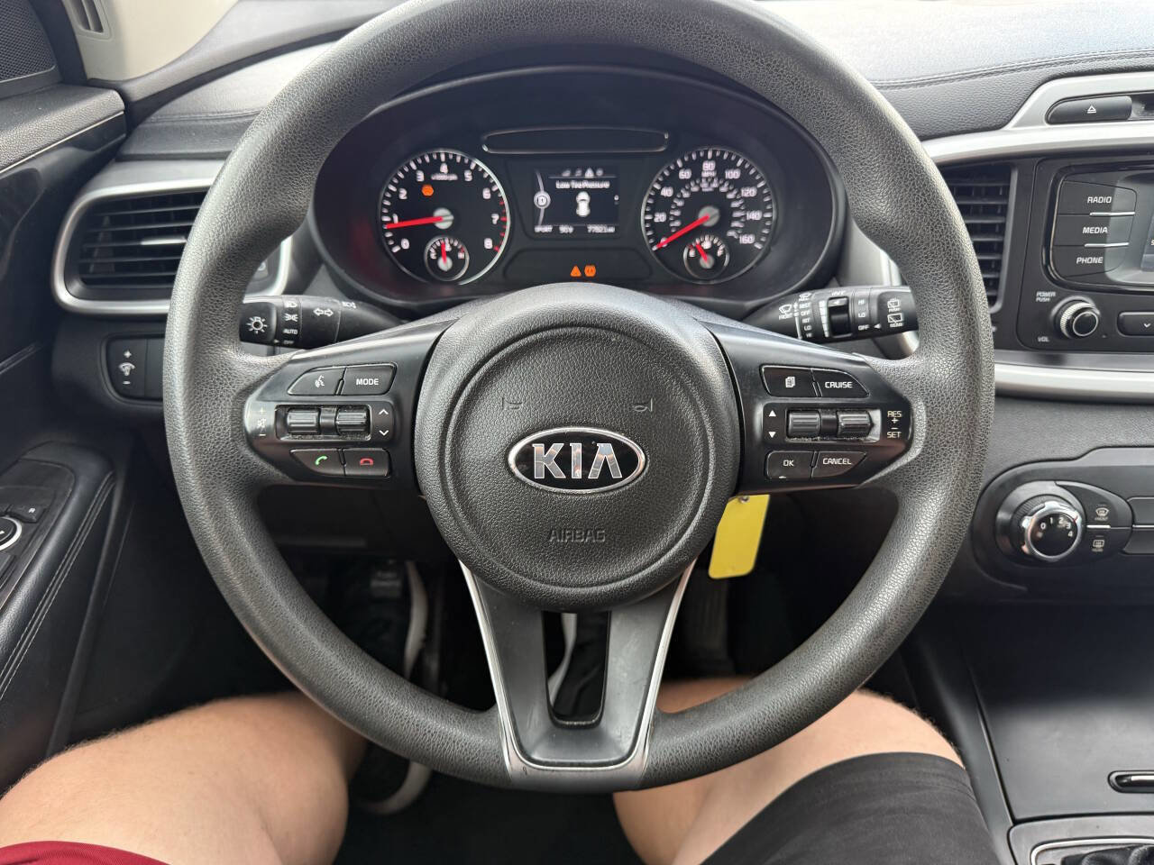 Used 2018 Kia Sorento L image 26