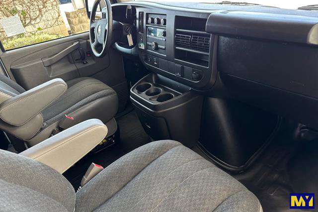 Used 2024 Chevrolet Express 2500 w/ Driver Convenience Package image 17