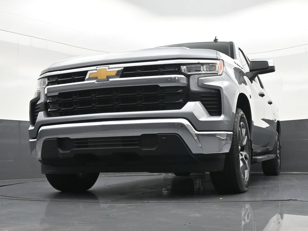 Used 2024 Chevrolet Silverado 1500 LT RWD image 34