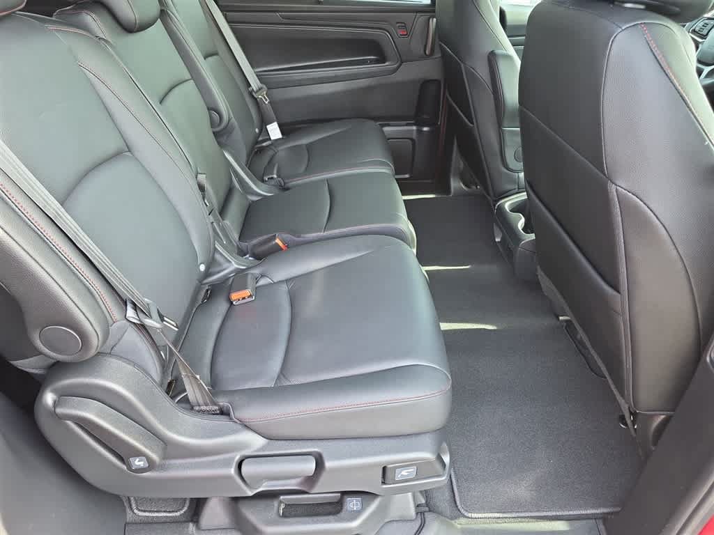 Certified 2026 Honda Odyssey Sport-L image 14