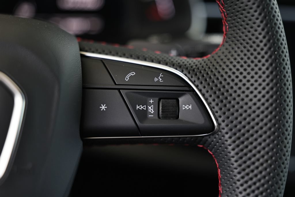 New 2026 Audi SQ8 Prestige AWD/4WD image 37