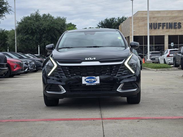 Certified 2024 Kia Sportage EX FWD image 2