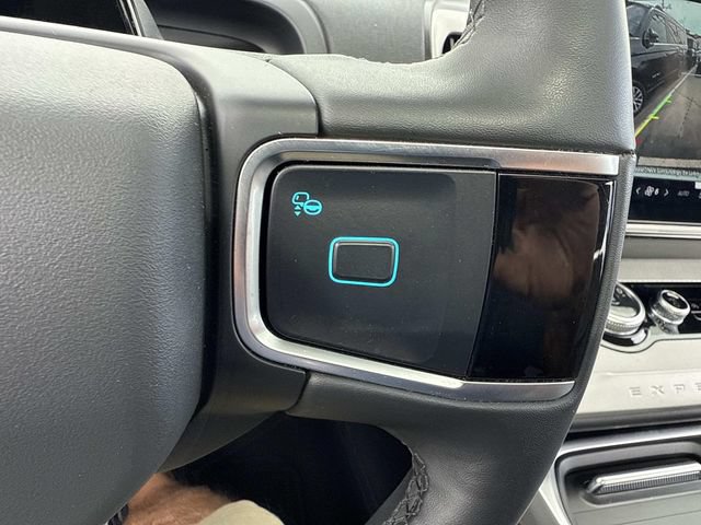Used 2025 Ford Expedition Active AWD/4WD image 31