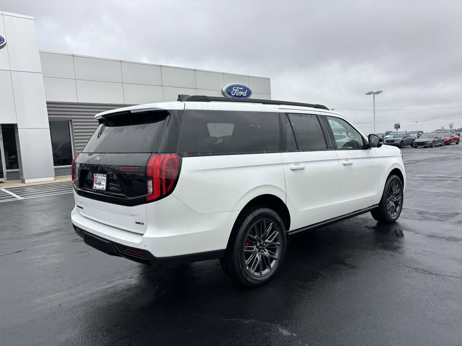 New 2025 Ford Expedition Max Platinum w/ Stealth Performance Package image 7