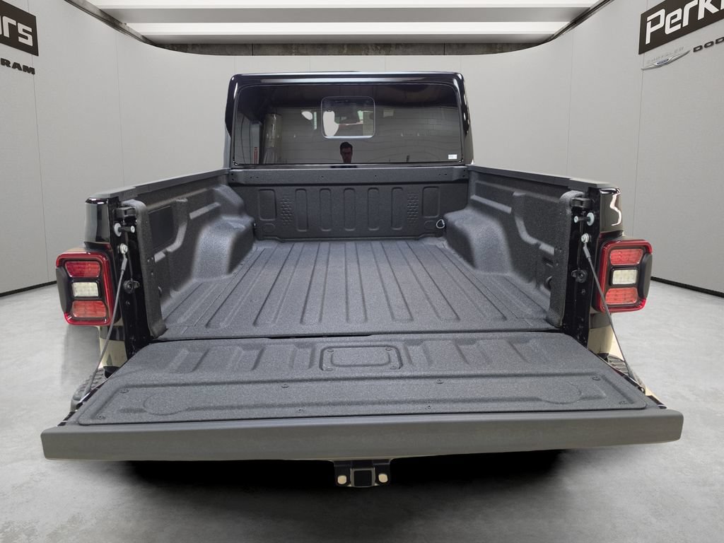 New 2026 Jeep Gladiator Rubicon AWD/4WD image 10