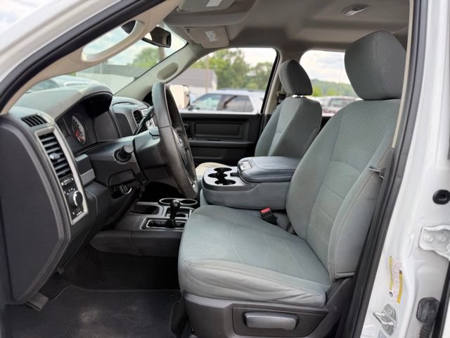 Used 2017 RAM 2500 Tradesman w/ Chrome Appearance Group AWD/4WD image 11