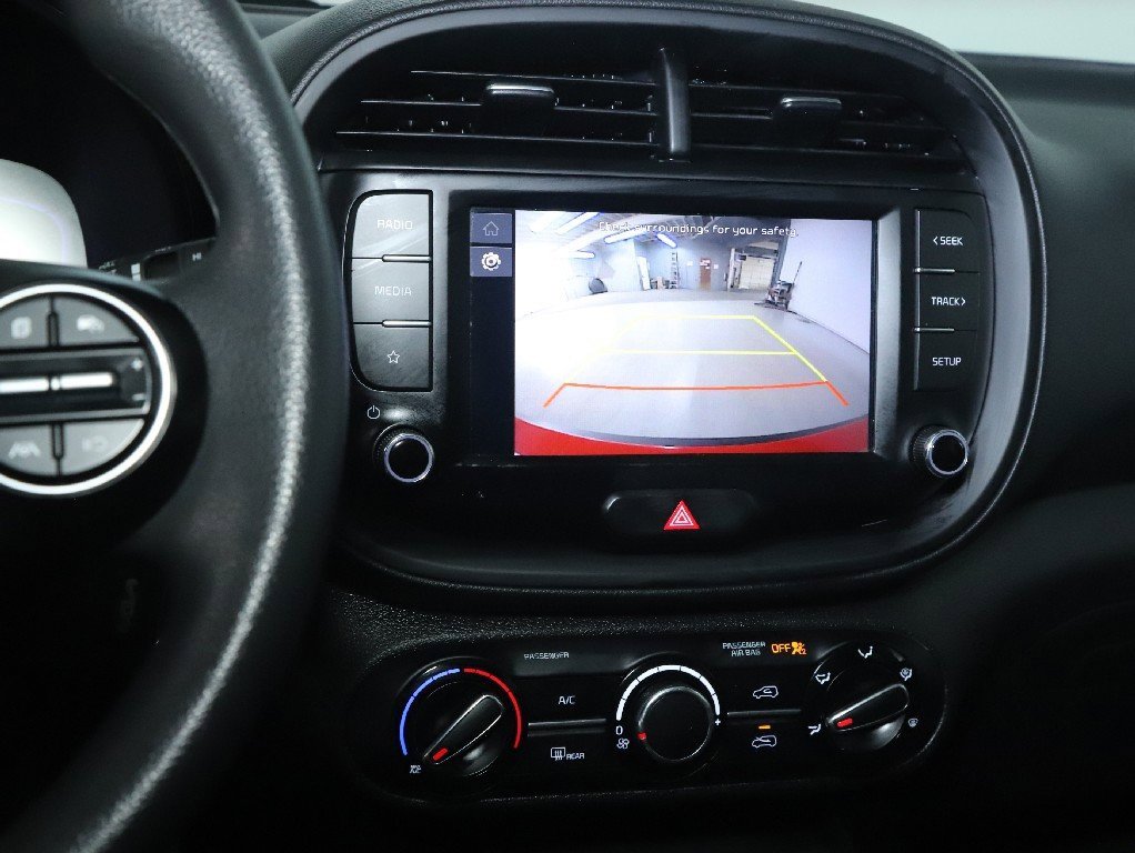 Used 2023 Kia Soul LX w/ LX Technology Package image 28