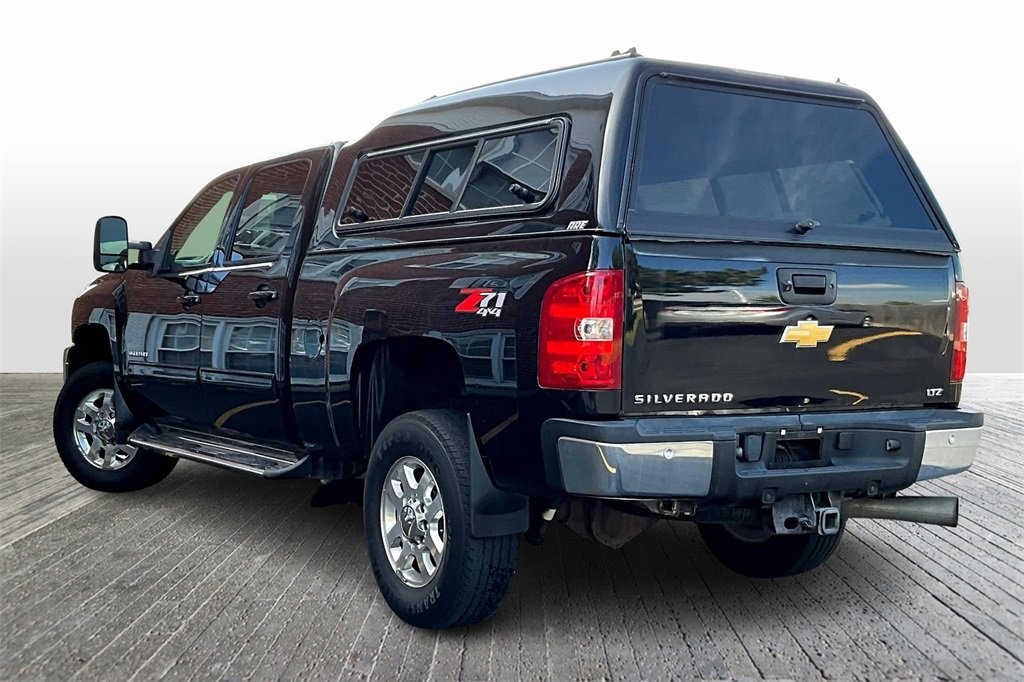 Used 2013 Chevrolet Silverado 3500 LTZ w/ LTZ Plus Package image 6