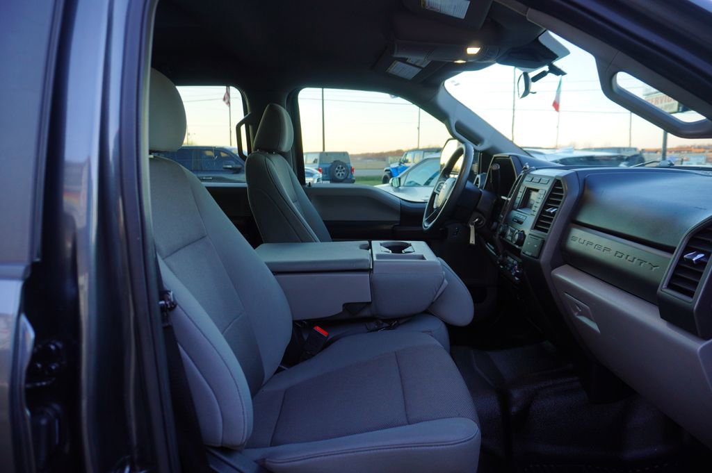 Used 2020 Ford F250 XL w/ STX Appearance Package image 29