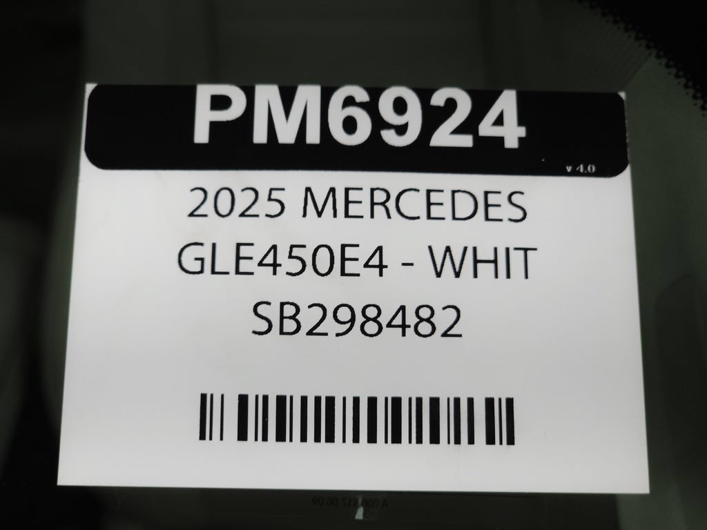 Used 2025 Mercedes-Benz GLE 450e 4MATIC w/ AMG Line Exterior image 39