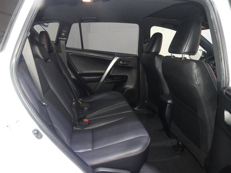 Used 2016 Toyota RAV4 SE w/ Advanced Technology Package AWD/4WD image 27