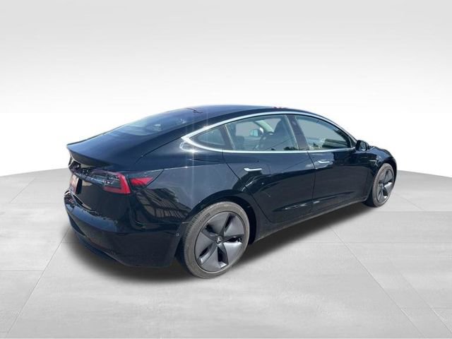 Used 2019 Tesla Model 3 Long Range RWD image 3