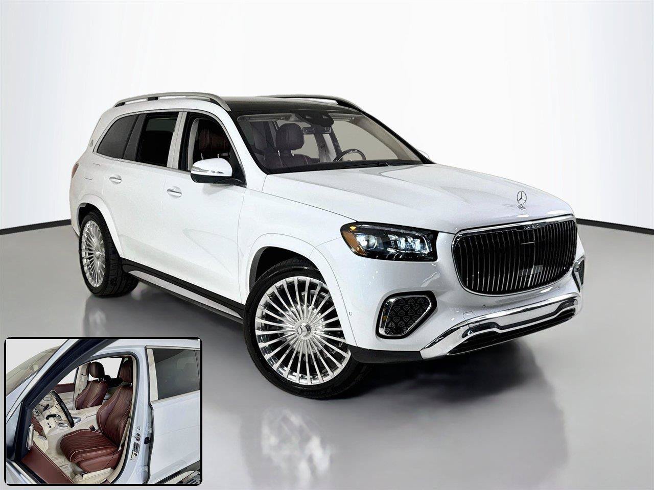 Used 2025 Mercedes-Benz Maybach GLS 600 4MATIC image 2