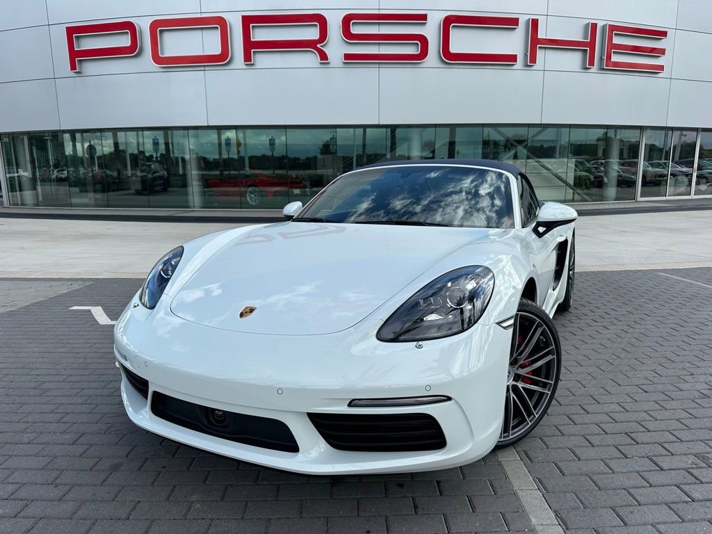 Used 2025 Porsche 718 Boxster S image 1