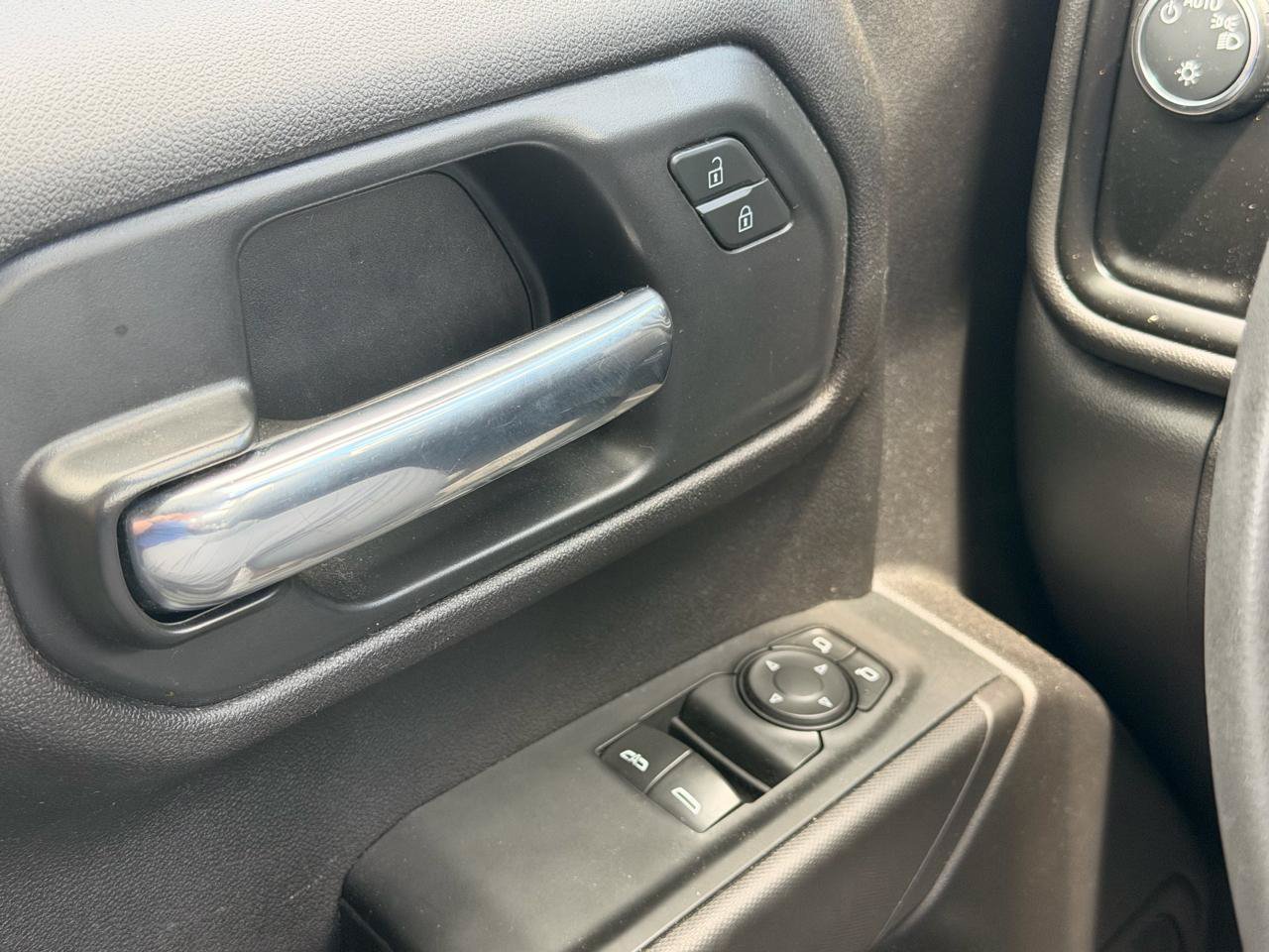 Used 2023 Chevrolet Silverado 1500 W/T RWD image 14