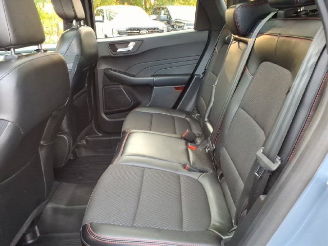 Used 2023 Ford Escape ST-Line w/ Tech Pack #1 AWD/4WD image 18