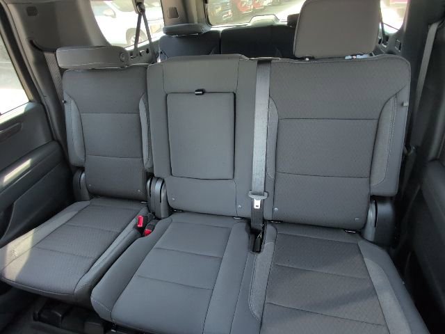New 2026 Chevrolet Suburban LS RWD image 8