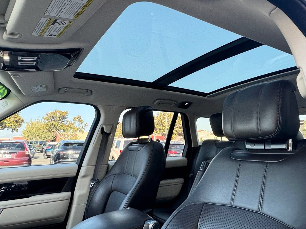 Used 2019 Land Rover Range Rover HSE AWD/4WD image 14