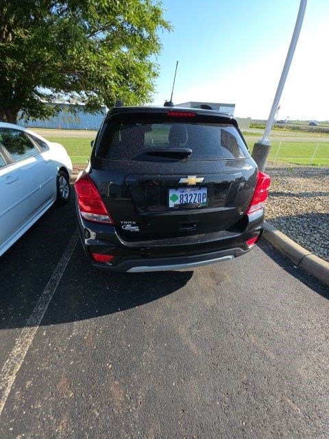 Used 2020 Chevrolet Trax LT w/ LT Convenience Package FWD image 10
