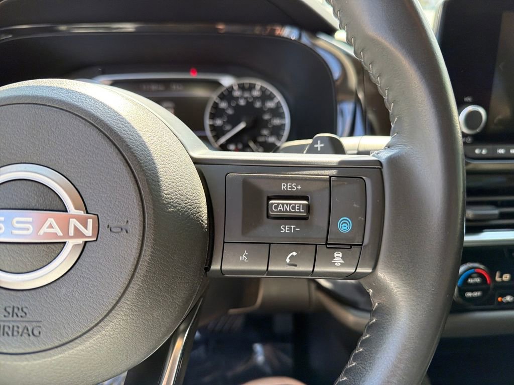 Used 2024 Nissan Pathfinder SV image 20