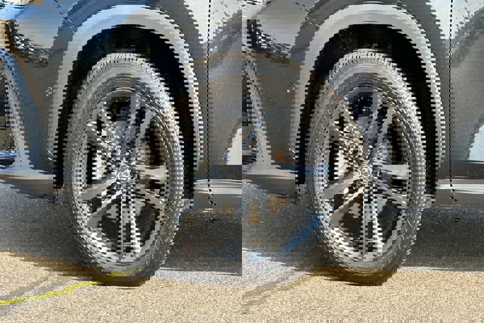 Certified 2025 Lexus NX 450h+ AWD w/ Luxury Package image 32