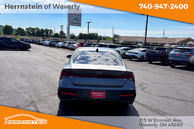 Used 2024 Hyundai Elantra SEL w/ Convenience Package FWD image 29